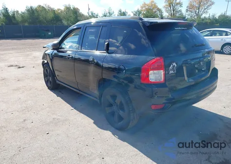 2012 Jeep Compass Latitude z USA, uszkodzony, nr VIN 1C4NJDEB2CD577775